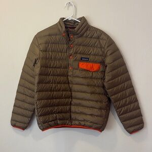 Patagonia Snap-T Men's Khaki Puffer Jacket with Bright Orange Details Small